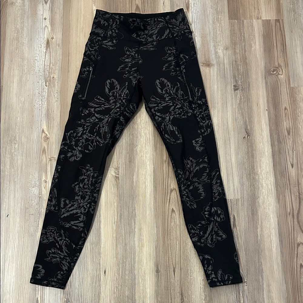 Athleta Black Rainier Reflective Tights